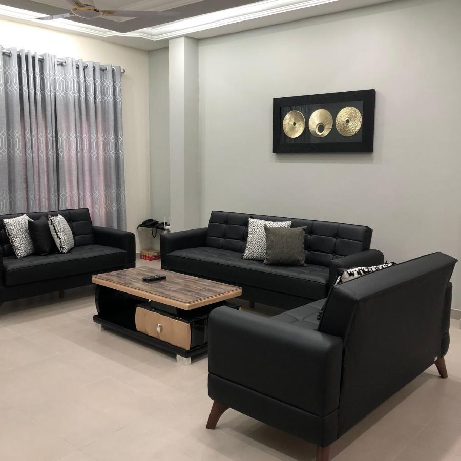 Queens View Apartment أكرا المظهر الخارجي الصورة