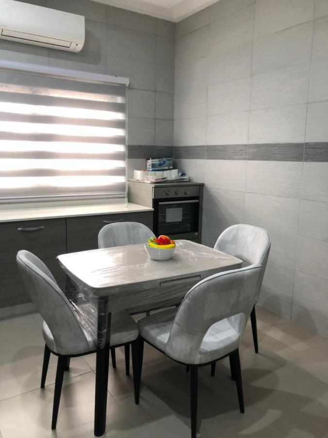 Queens View Apartment أكرا المظهر الخارجي الصورة