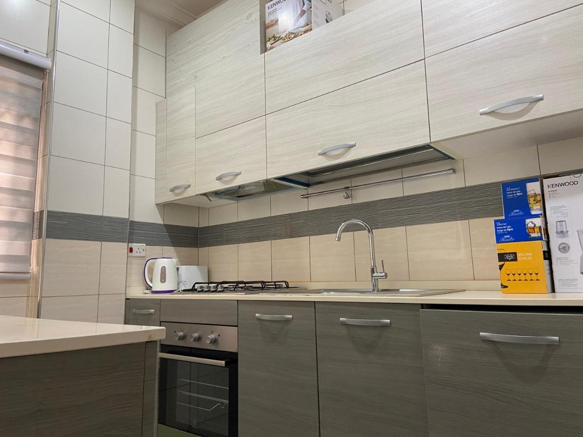 Queens View Apartment أكرا المظهر الخارجي الصورة