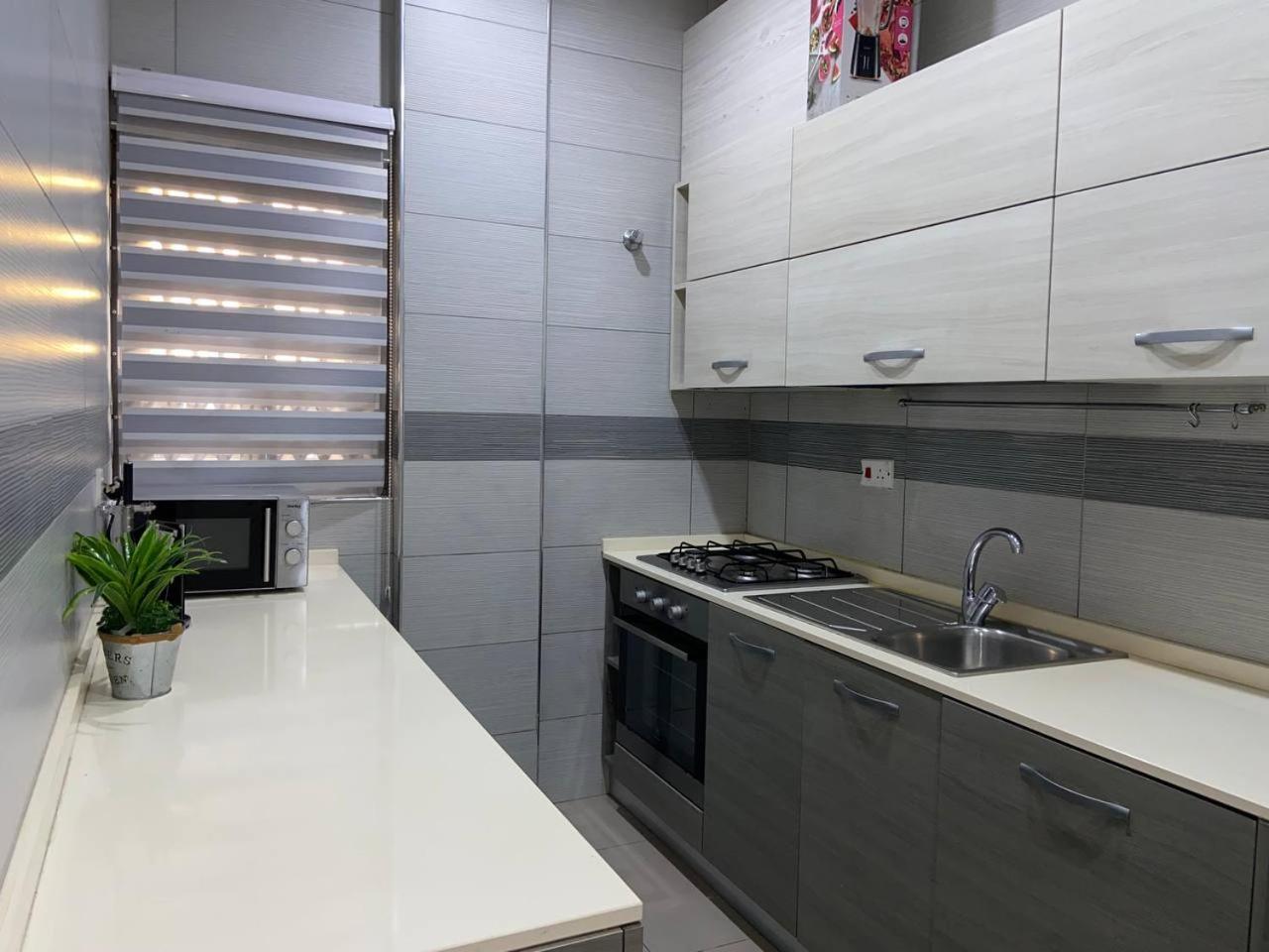 Queens View Apartment أكرا المظهر الخارجي الصورة
