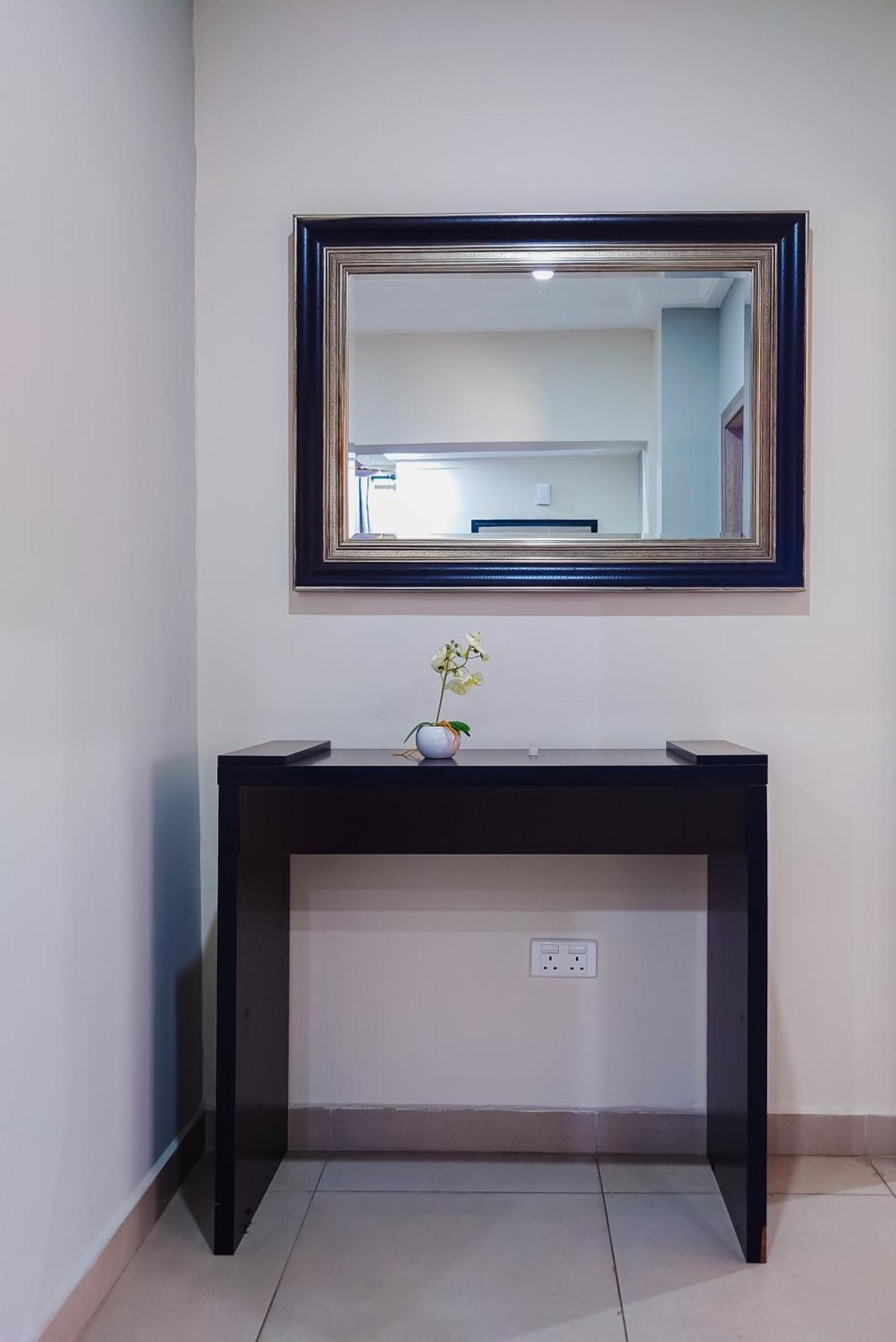 Queens View Apartment أكرا المظهر الخارجي الصورة